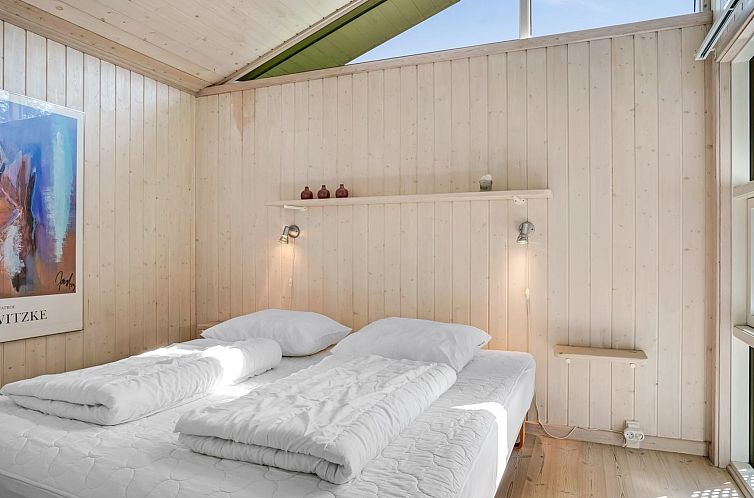 Vakantiehuis "Hildburg" - 1.5km from the sea