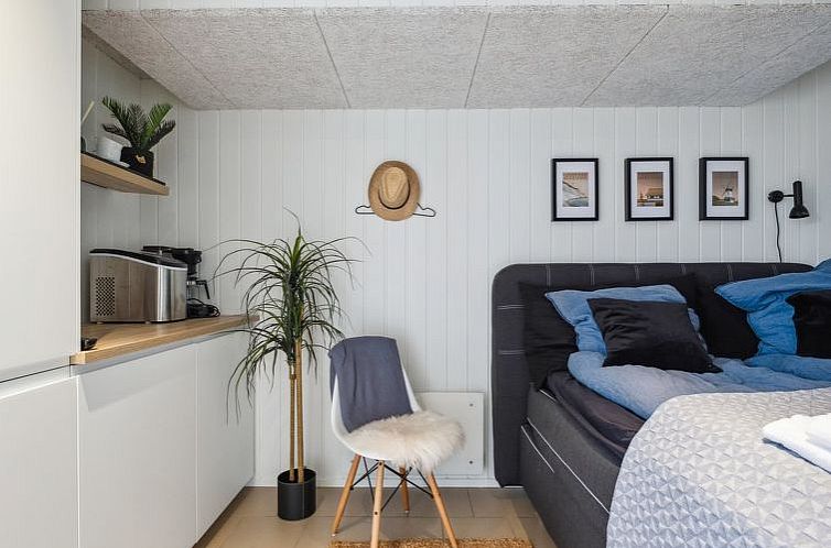 Vakantiehuis "Sinika" - 100m from the sea