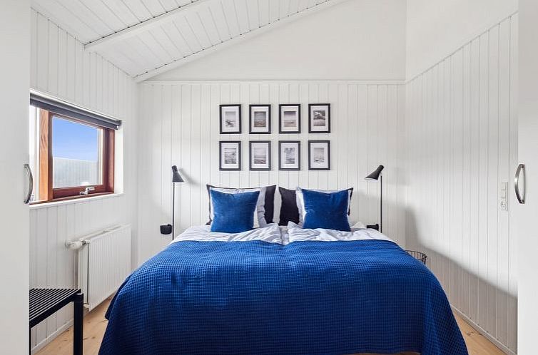 Vakantiehuis "Sinika" - 100m from the sea