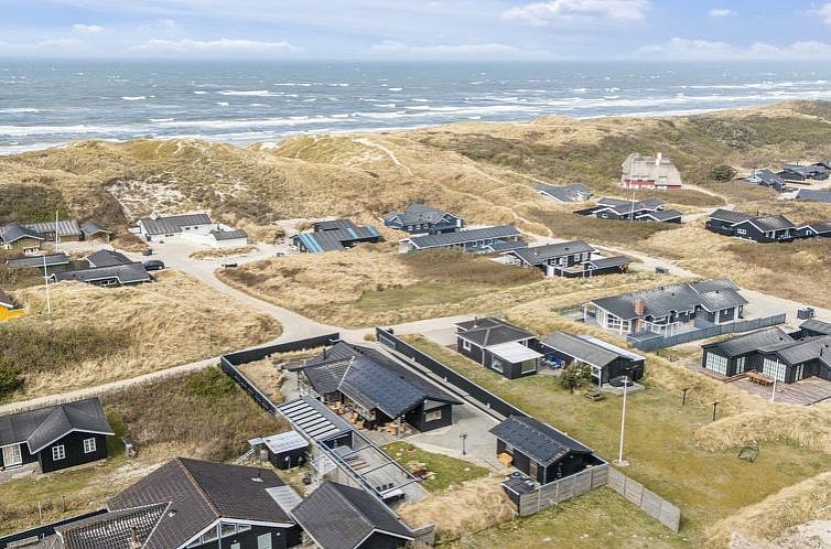 Vakantiehuis "Sinika" - 100m from the sea