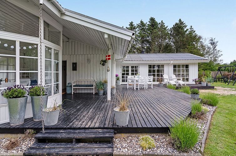 Vakantiehuis "Gunnulf" - 750m from the sea