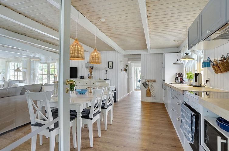 Vakantiehuis "Gunnulf" - 750m from the sea