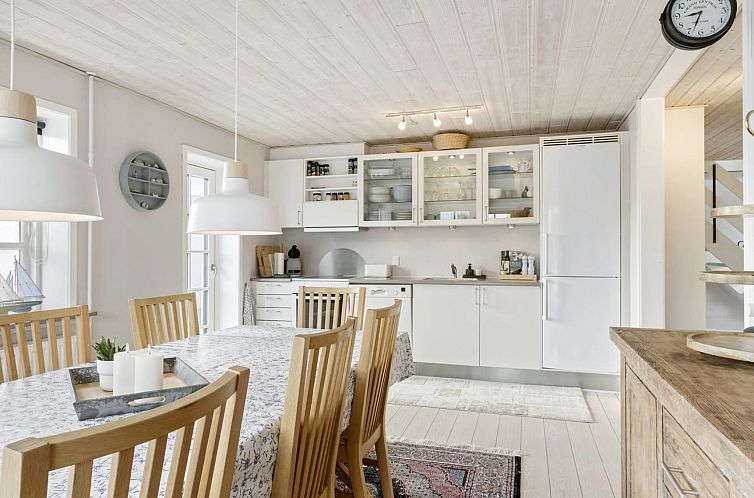 Vakantiehuis "Edin" - 100m from the sea