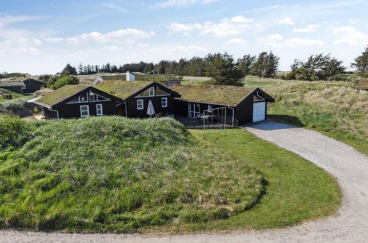 Vakantiehuis "Alrune" - 800m from the sea