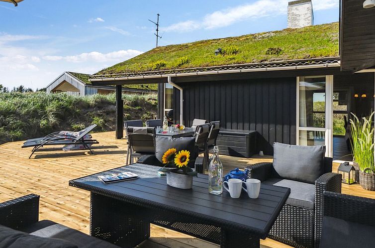 Vakantiehuis "Alrune" - 800m from the sea