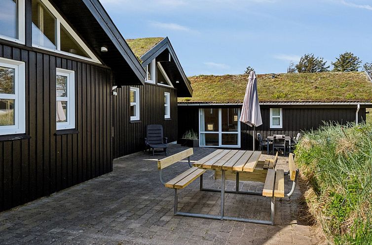 Vakantiehuis "Alrune" - 800m from the sea