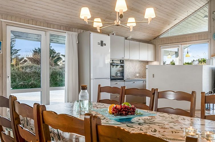Vakantiehuis "Alrune" - 800m from the sea