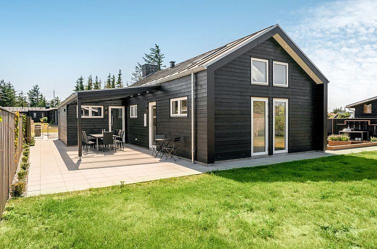 Vakantiehuis "Erk" - 700m from the sea