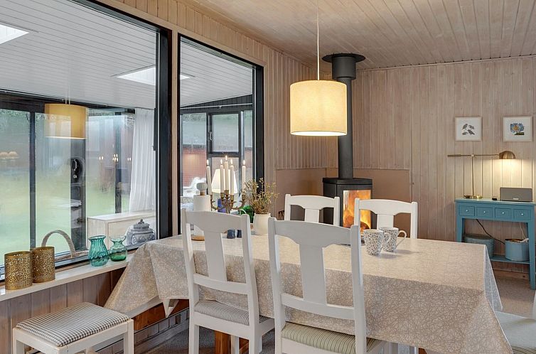 Vakantiehuis "Lykka" - 950m from the sea