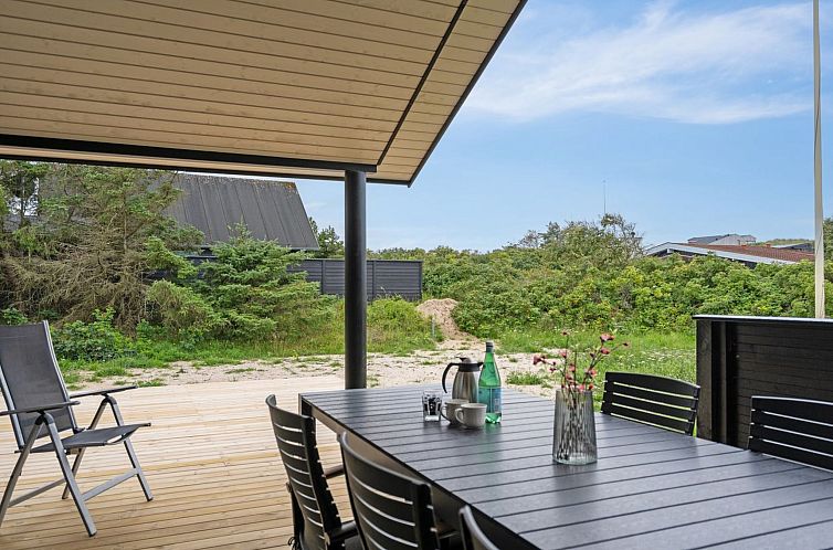 Vakantiehuis "Annvy" - 400m from the sea