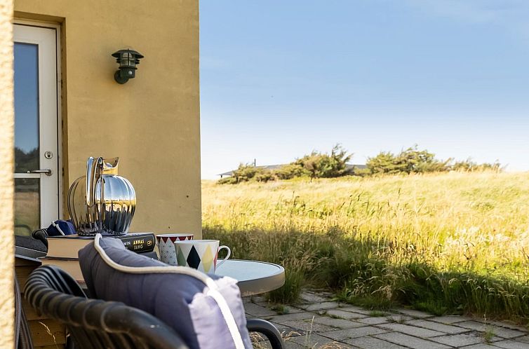 Vakantiehuis "Amina" - 200m from the sea