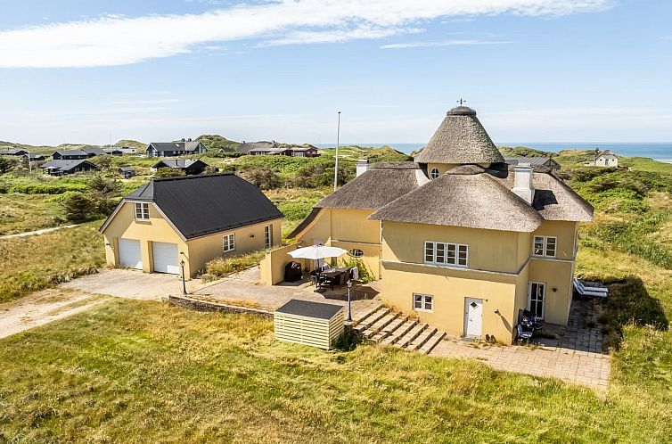 Vakantiehuis "Amina" - 200m from the sea