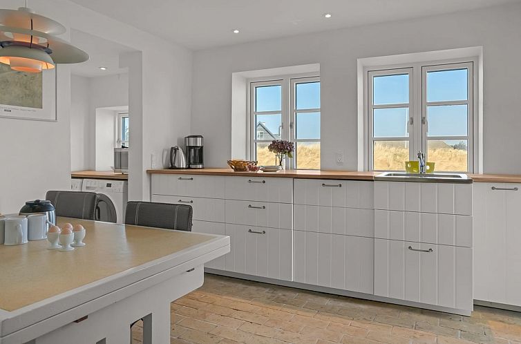 Vakantiehuis "Amina" - 200m from the sea