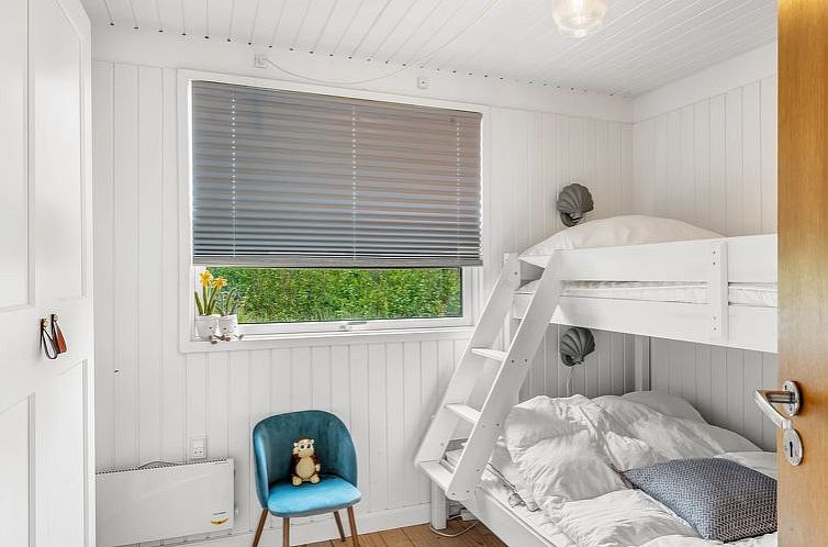 Vakantiehuis "Mintha" - 400m from the sea