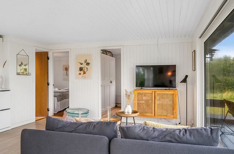 Vakantiehuis "Mintha" - 400m from the sea