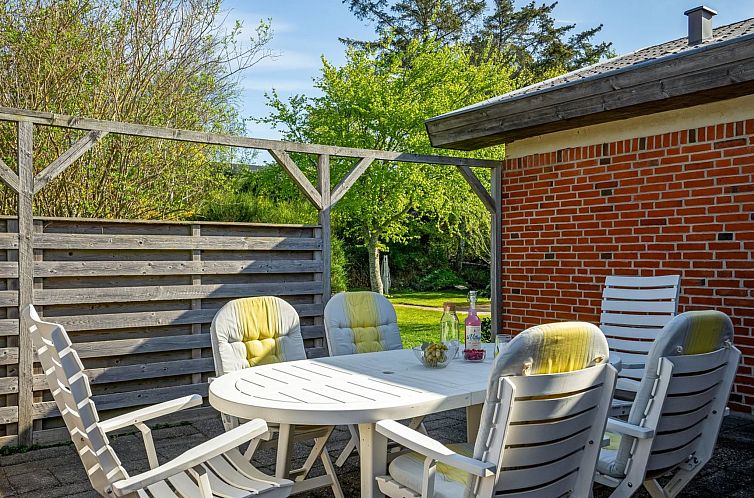 Vakantiehuis "Satu" - 2km from the sea