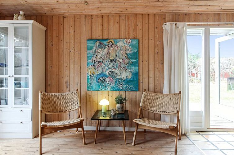 Vakantiehuis "Ilja" - 800m from the sea
