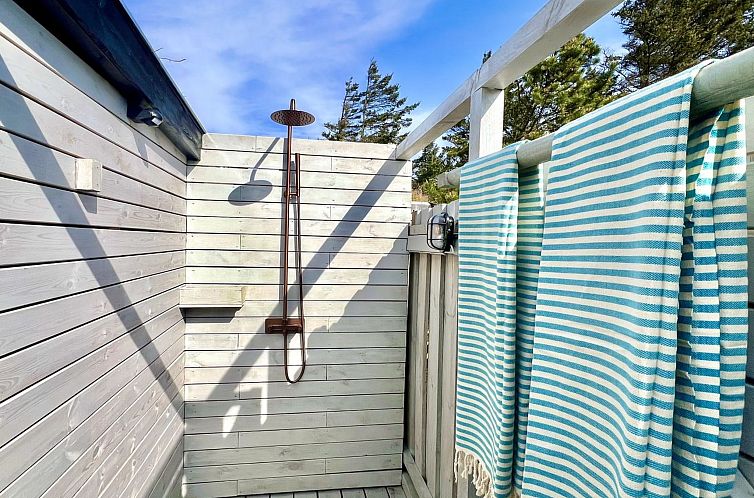 Vakantiehuis "Nilson" - 1.4km from the sea
