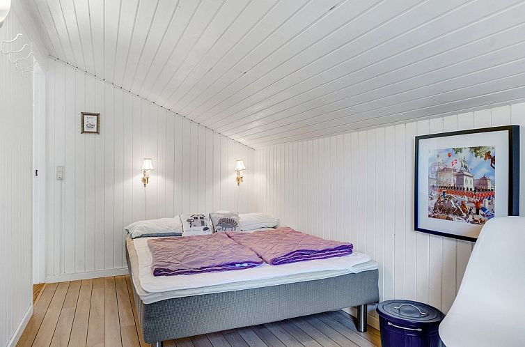 Vakantiehuis "Nilson" - 1.4km from the sea