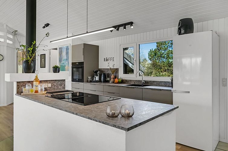 Vakantiehuis "Annlisa" - 1km from the sea