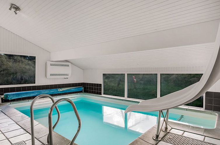 Vakantiehuis "Annlisa" - 1km from the sea