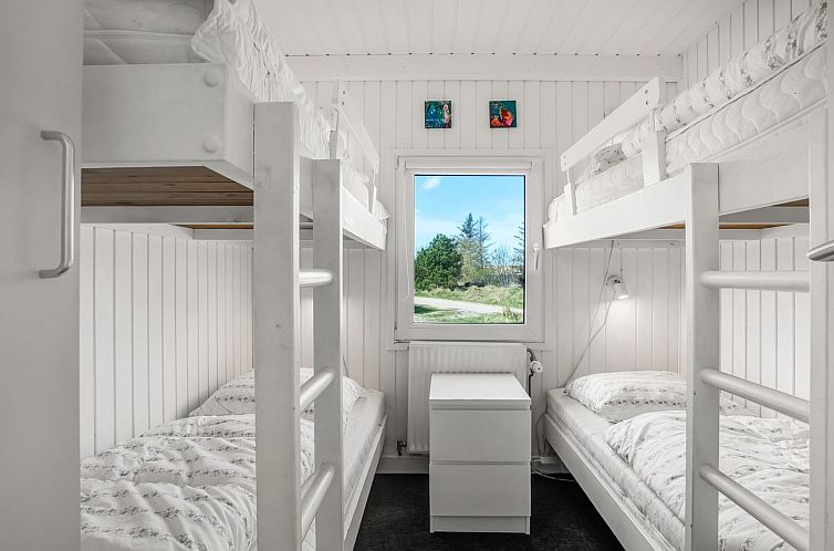 Vakantiehuis "Annlisa" - 1km from the sea