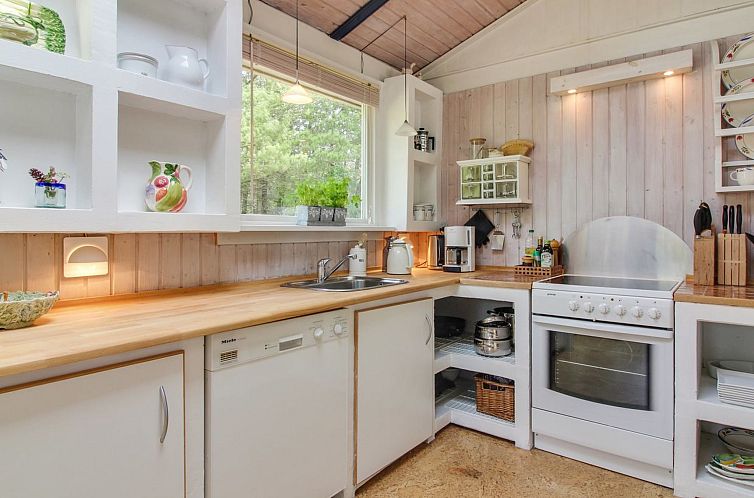 Vakantiehuis "Heike" - 1.3km from the sea