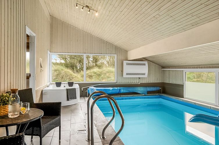 Vakantiehuis "Heike" - 1.3km from the sea