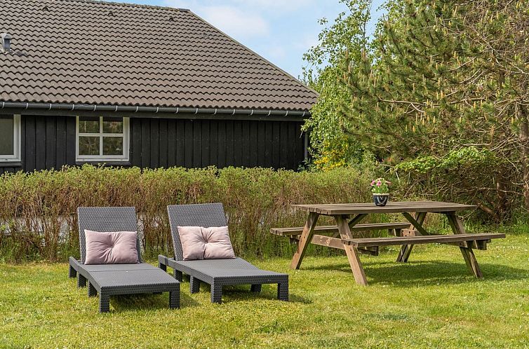 Vakantiehuis "Pelle" - 800m from the sea