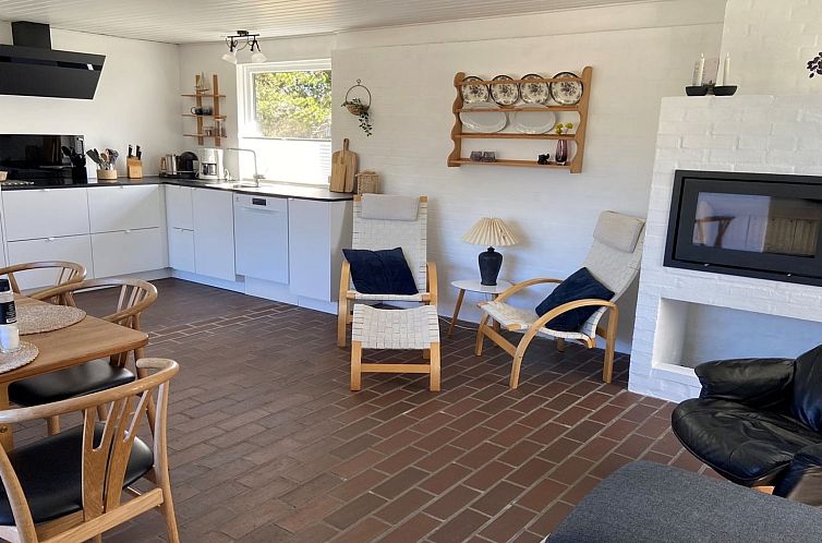 Vakantiehuis "Bernadeta" - 1.2km from the sea