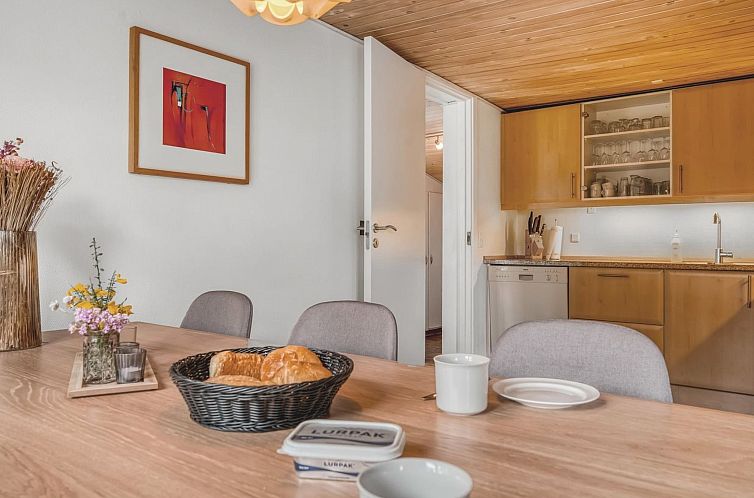 Vakantiehuis "Aku" - 700m from the sea