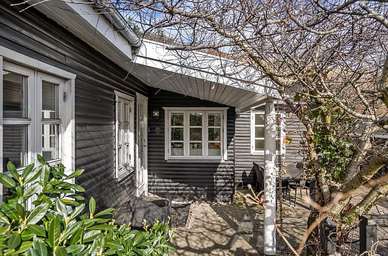 Vakantiehuis "Ozan" - 400m from the sea