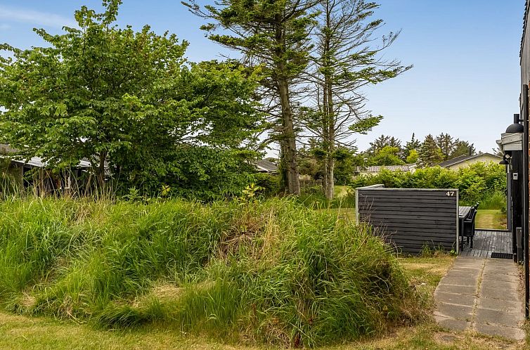 Vakantiehuis "Aku" - 700m from the sea