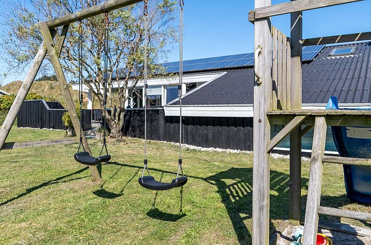 Vakantiehuis "Greta" - 2.5km from the sea