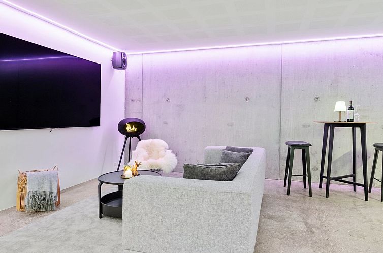 Vakantiehuis "Antigona" - 2.4km from the sea