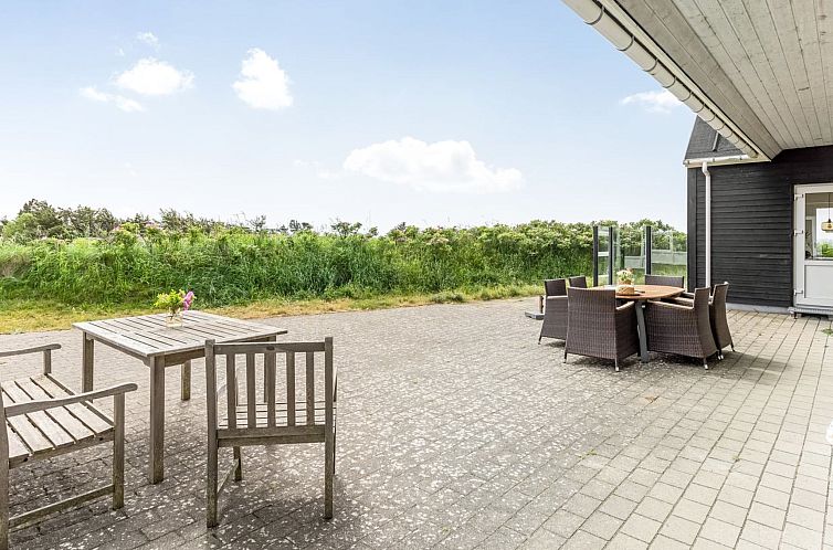 Vakantiehuis "Ajvi" - 900m from the sea