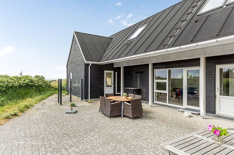 Vakantiehuis "Ajvi" - 900m from the sea
