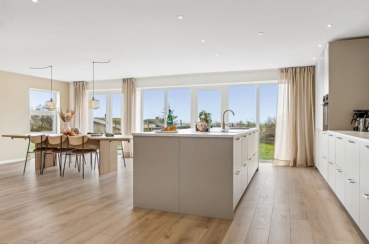 Vakantiehuis "Ajvi" - 900m from the sea