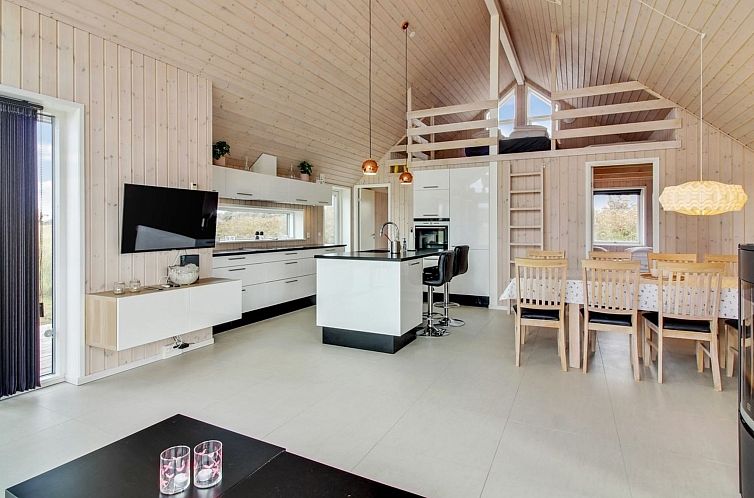 Vakantiehuis "Othinkarl" - 100m from the sea