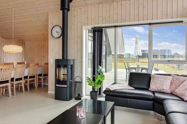 Vakantiehuis "Othinkarl" - 100m from the sea