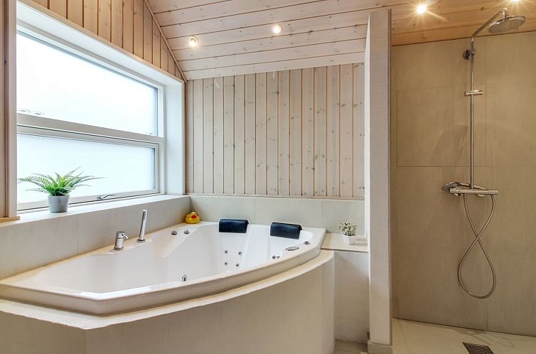 Vakantiehuis "Othinkarl" - 100m from the sea