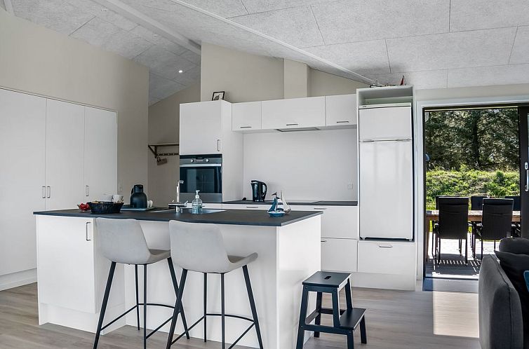 Vakantiehuis "Merete" - 900m from the sea