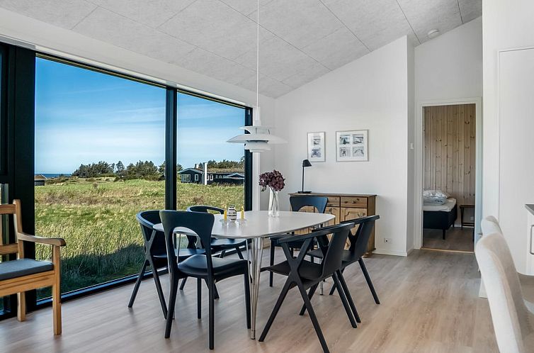 Vakantiehuis "Merete" - 900m from the sea