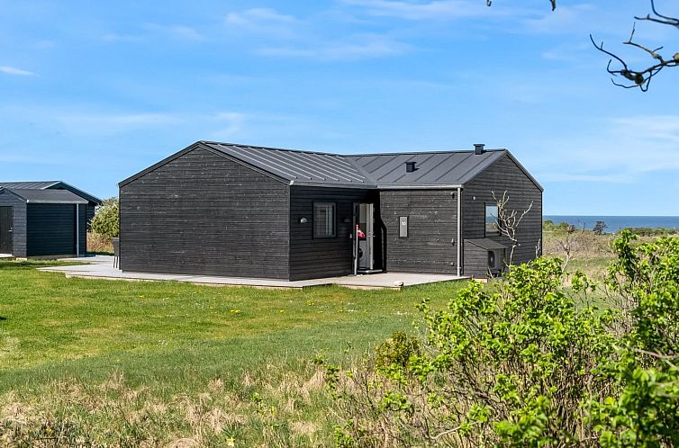 Vakantiehuis "Merete" - 900m from the sea