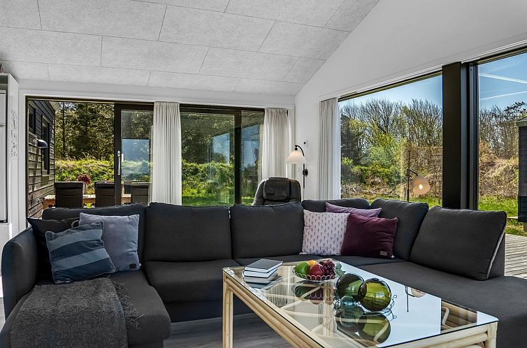 Vakantiehuis "Merete" - 900m from the sea