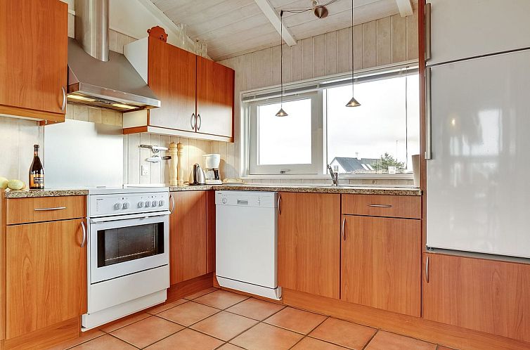 Vakantiehuis "Lien" - 160m from the sea