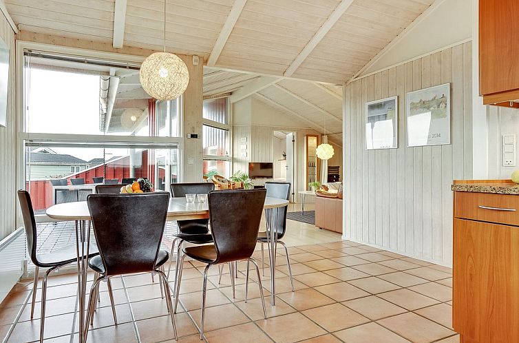 Vakantiehuis "Lien" - 160m from the sea