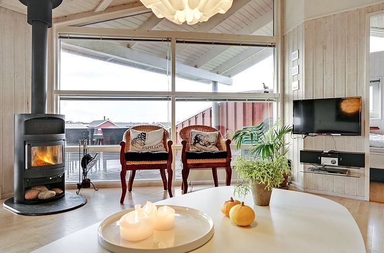 Vakantiehuis "Lien" - 160m from the sea