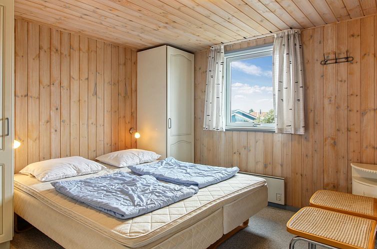 Vakantiehuis "Dorit" - 100m from the sea