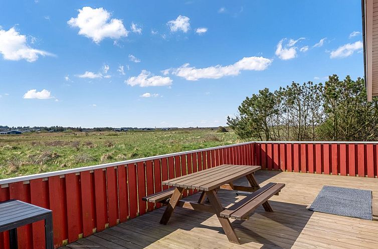 Vakantiehuis "Skrallan" - 400m from the sea